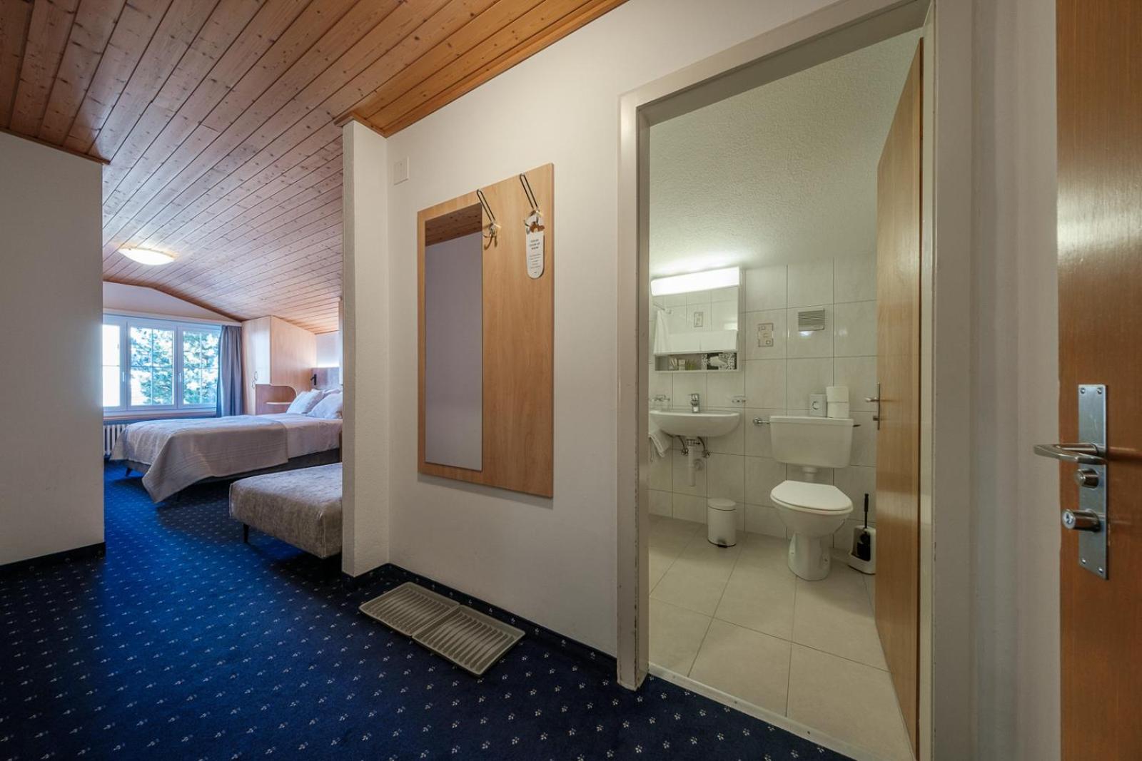 Hotel Buenda דאבוס מראה חיצוני תמונה