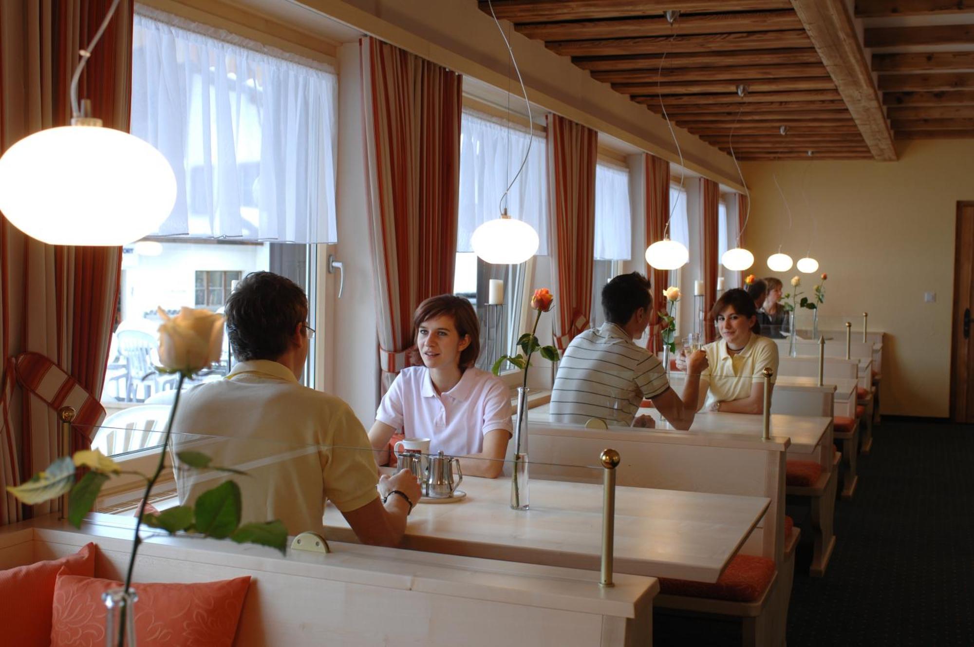 Hotel Buenda דאבוס מראה חיצוני תמונה